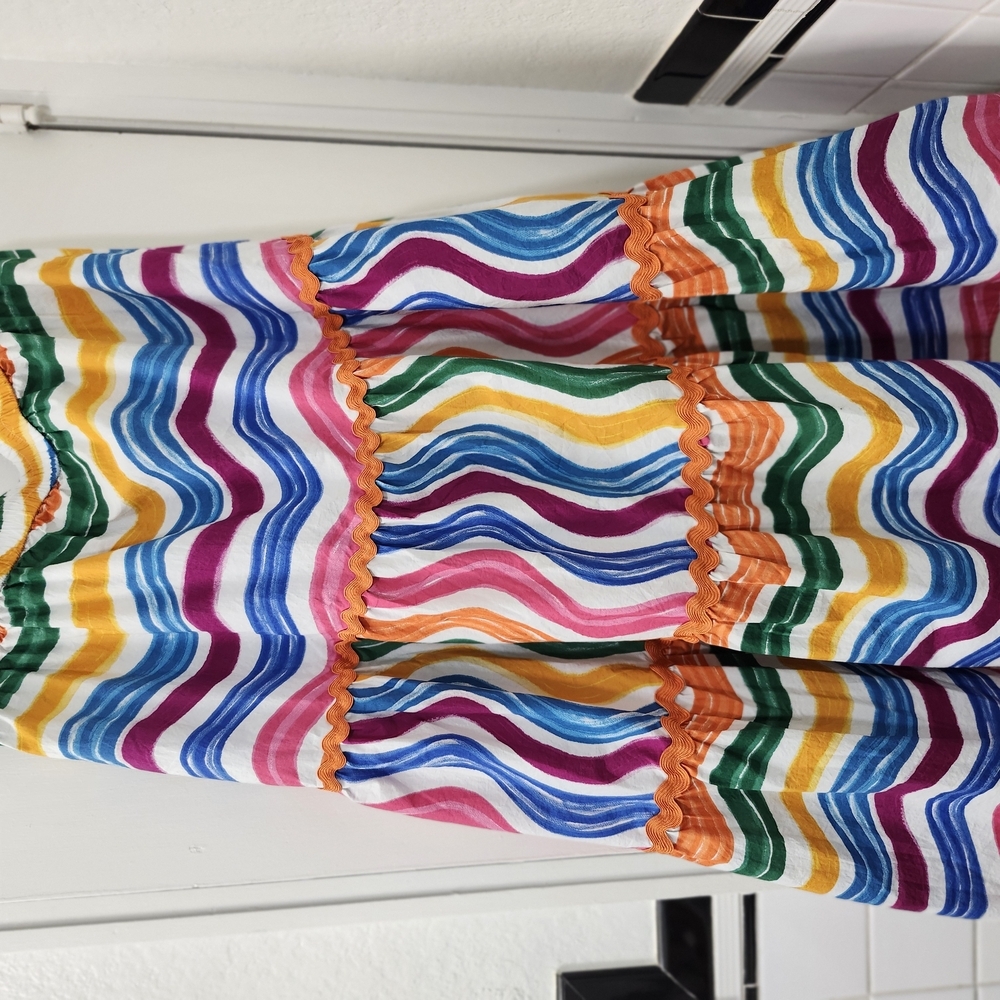Colorful Wavy Striped Dress - Picture 1 of 4